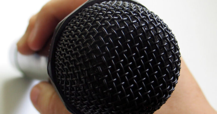 Microphone