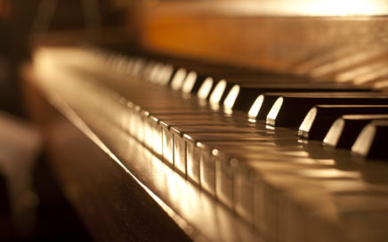 Piano keyboard