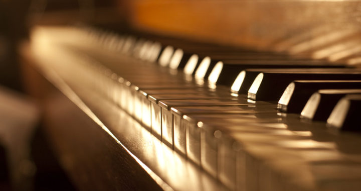 Piano keyboard